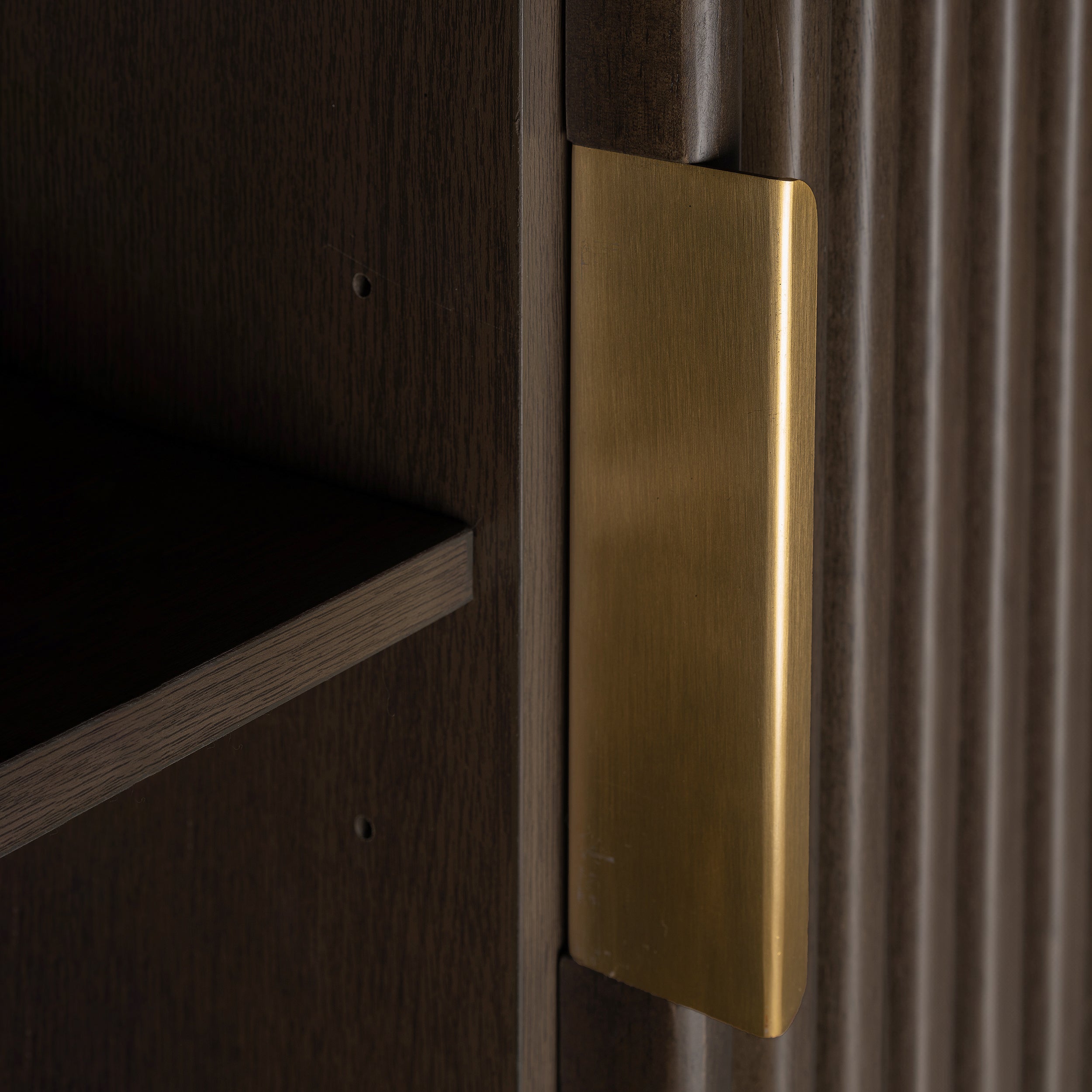 Sierra Bar Cabinet