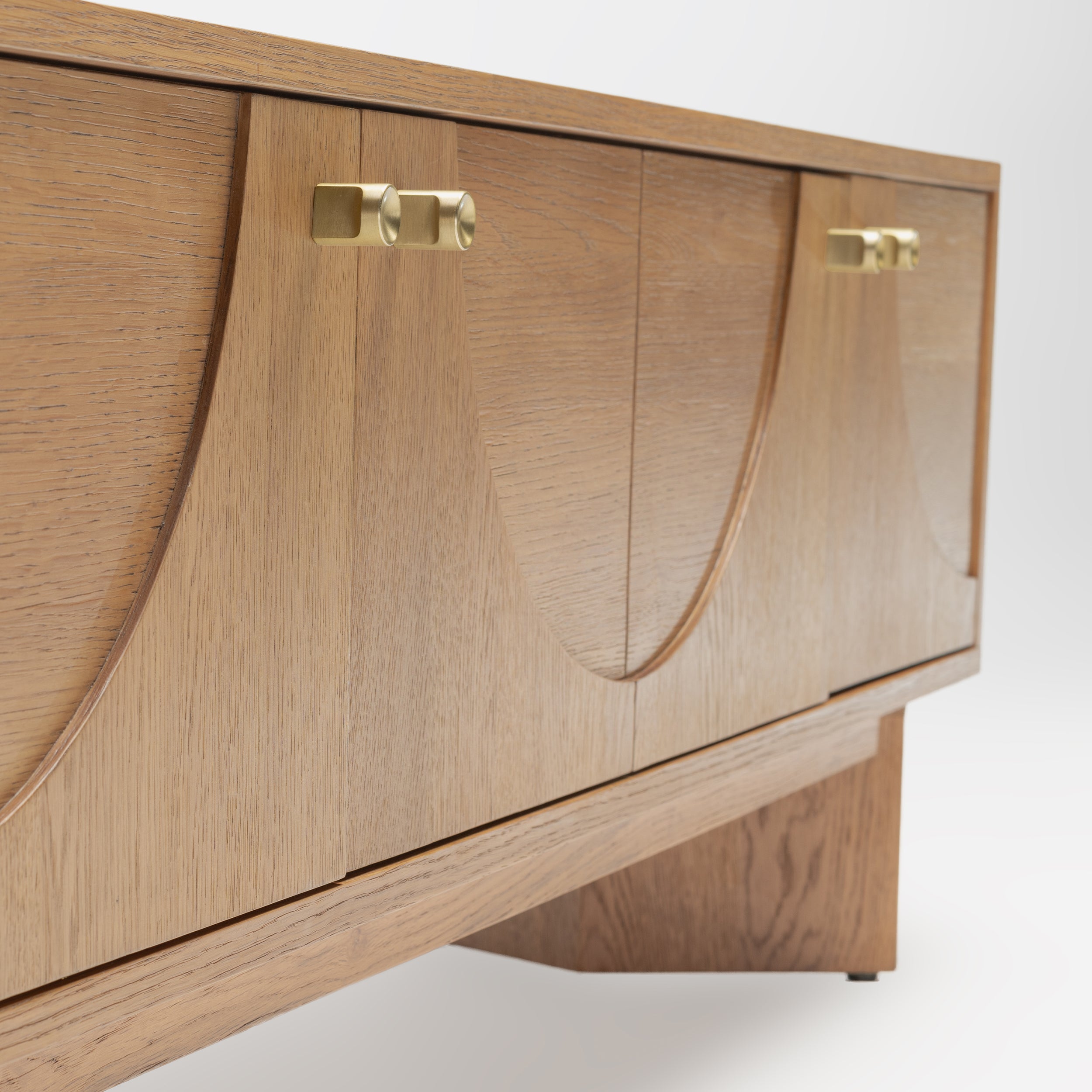 Zahra TV Stand