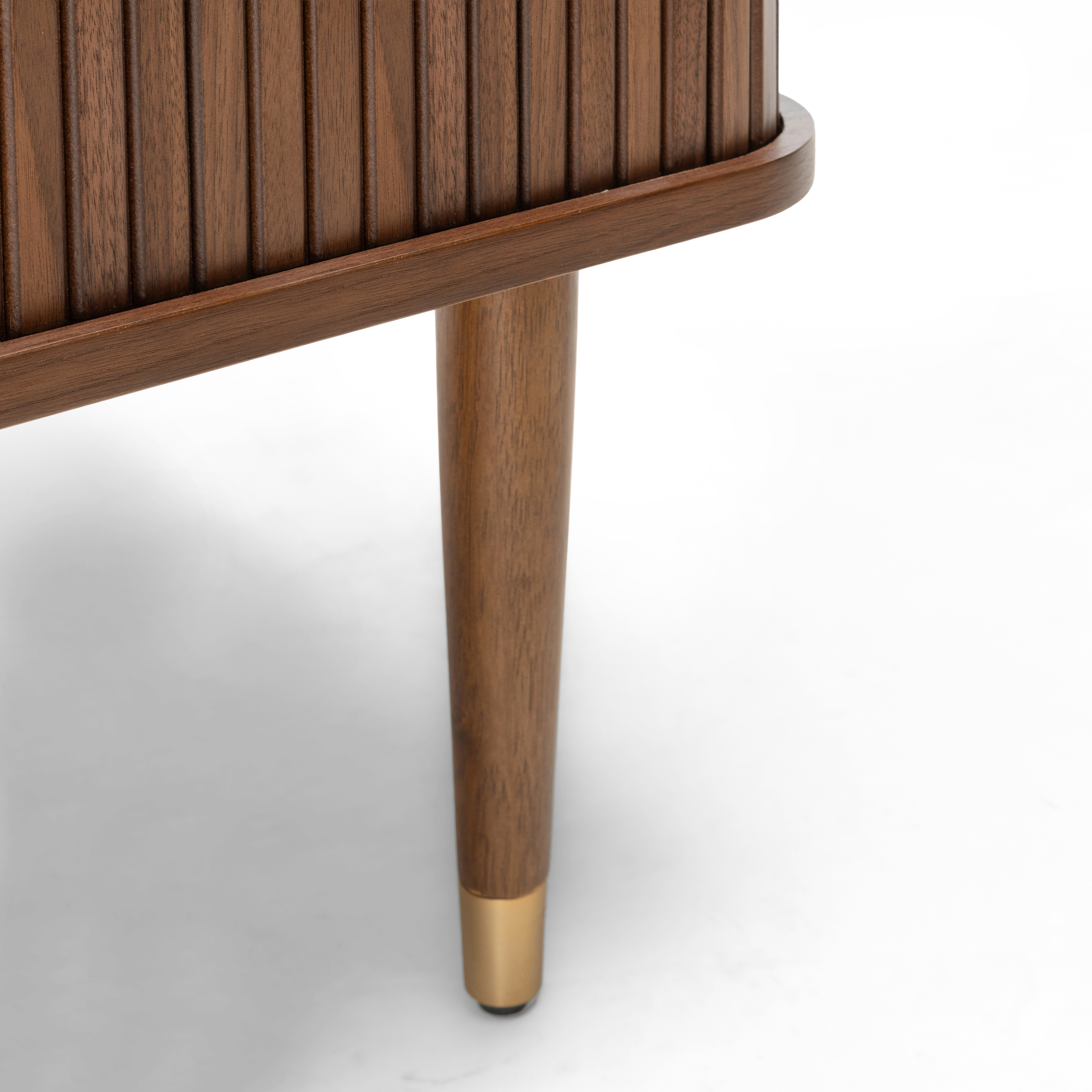 Murray 39" Coffee Table #finish_walnut